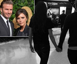 Brooklyn Beckham "gây sốt" với bức ảnh bố mẹ nắm tay nhau