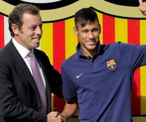 Neymar chỉ nhận lương "bèo" tại Barca