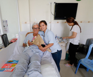 Người Đà Nẵng nghĩa hiệp cứu nữ du khách Pháp bị té xe