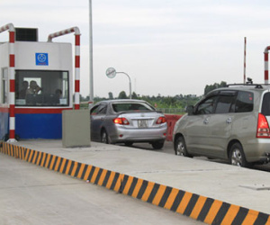 Thứ trưởng Giao thông: "Phí BOT Việt Nam rẻ nhất Đông Nam Á"