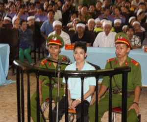 Xử phúc thẩm vụ giết bố chồng, con dâu chấn động Quảng Trị