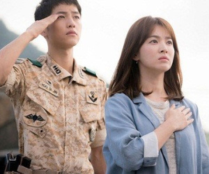 Châu Á chao đảo vì "Hậu Duệ Của Mặt Trời"