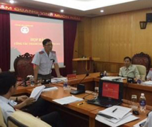 Ông Huỳnh Phong Tranh bổ nhiệm 35 cán bộ trước nghỉ hưu