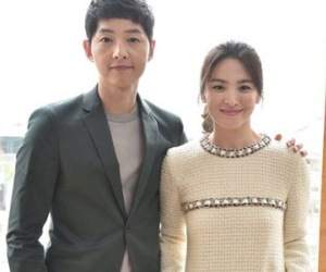 Song Hye Kyo và Song Joong Ki lại bị nghi ngờ đang hẹn hò