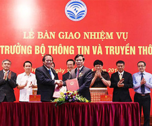 Tân Bộ trưởng Trương Minh Tuấn nhận bàn giao nhiệm vụ