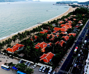 Tháo dỡ hàng loạt công trình chắn tầm nhìn biển Nha Trang