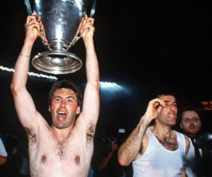 Vì sao các nhà vô địch Champions League khó bảo vệ ngôi báu