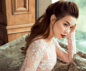 Hồ Ngọc Hà khoe đường cong quyến rũ