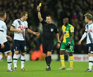 Lo ngại nguy cơ dàn xếp tỷ số, Premier League thay thế trọng tài