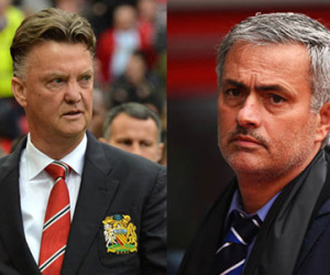 Được Sir Alex “chống lưng”, Van Gaal vẫn bị M.U sa thải