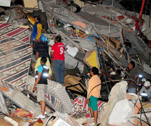 Ecuador ban bố tình trạng khẩn cấp vì động đất mạnh