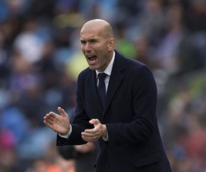 Real đáng sợ nhờ sự trầm lặng của Zidane