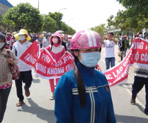 100 công nhân ngưng việc, đòi tăng lương