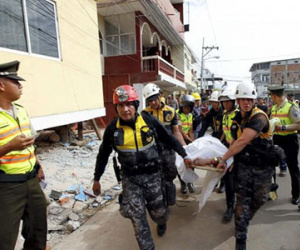 Lời kể rợn người của nạn nhân động đất Ecuador