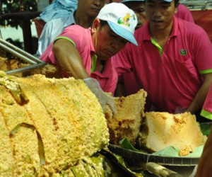 Bánh to thế, Tổ nào dám chứng!
