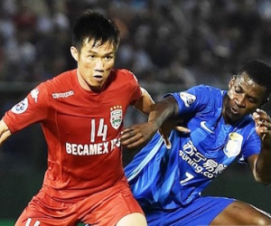 B.Bình Dương thua sau 8 phút tại AFC Champions League