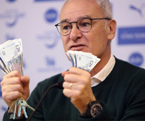 CĐV muốn ôm hôn Ranieri vì sắp mua được nhà