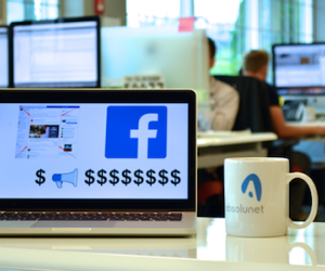 Người dùng sắp kiếm được tiền từ mỗi status trên Facebook?
