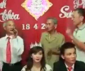 Cụ ông 70 tuổi hát hit "Ngỡ" của Quang Hà trong đám cưới gây sốt