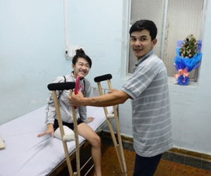 Nguyên nhân nữ sinh 16 tuổi bị cưa chân vẫn được giữ kín