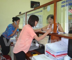 Công bố đường dây nóng tiếp nhận phản ánh nhũng nhiễu khi làm sổ đỏ