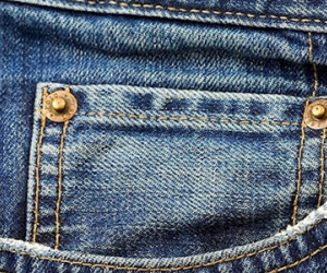 Mọi thứ đều có lý do: Cái "khuy thừa" trên chiếc quần jeans có chức năng gì?