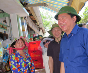 Bí thư Đinh La Thăng: Còn nơi không có trường cấp 3 thì sao đáng sống