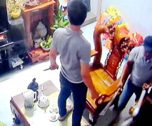 Nhóm thanh niên xông vào nhà chém người ở Sài Gòn