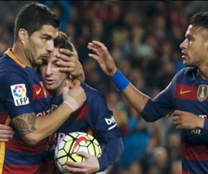 Barca nối dài kỷ lục được hưởng penalty