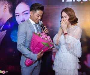 Quý Bình hôn say đắm Minh Hằng khi giới thiệu phim