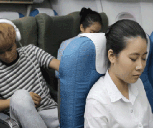 Clip: Những vị khách "khó đỡ" mà ai cũng muốn tránh xa trên các chuyến bay!