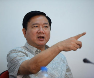 Ông Đinh La Thăng truy trách nhiệm Giám đốc Sở Y tế TP HCM