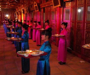 Tiền tỷ một suất ẩm thực cung đình Huế