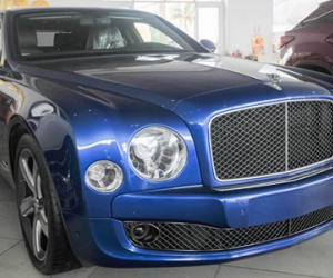 Xe siêu sang Bentley Mulsanne Speed màu xanh độc nhất VN