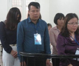 Cựu giám đốc công ty cổ phần cồn rượu Hà Nội chối tội