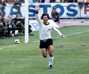 Tây Đức và Euro 1972: Mười năm sau sự ra đời của Bundesliga
