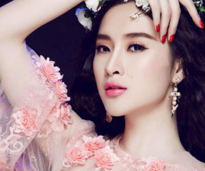 Người đẹp Việt tự trần tình giá "đi khách" cao ngất