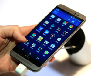 Vì sao điện thoại Android đã rẻ nay càng rẻ?