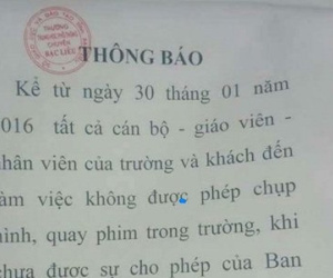 Cấm giáo viên chụp hình trường học