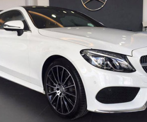 Mercedes-Benz C300 Coupe về Việt Nam, giá 2,7 tỷ đồng