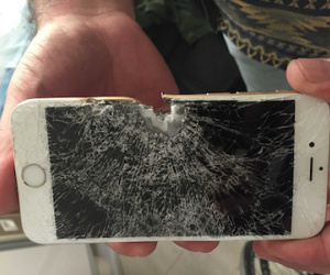 Một người lính Thổ Nhĩ Kỳ thoát chết nhờ iPhone 6