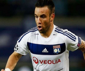Valbuena gửi tâm thư trấn an người hâm mộ tuyển Pháp