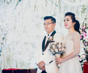 Bị chê lãng phí, hào nhoáng bên ngoài, cô dâu trong đám cưới khủng ở Nam Định nói gì?