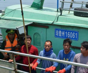 Chặn tàu cá Trung Quốc vi phạm chủ quyền vùng biển Việt Nam