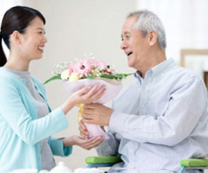 Hôn nhân 7 năm của nàng dâu được bố chồng chiều hơn con đẻ