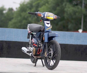 Honda Dream II lên đời "siêu" đẳng cấp tại Việt Nam