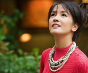 Hồng Nhung: "Giọng hát của Mỹ Tâm quá hay"