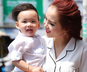 Sự thật việc HH Diễm Hương sinh con lần 2