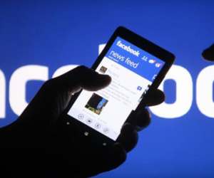 Truy cập trộm Facebook, cuỗm tiền trong "ví điện tử"
