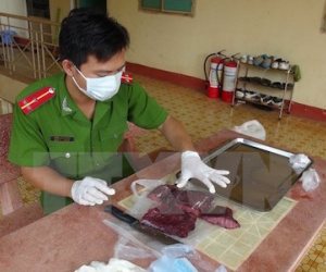 Kinh hoàng loại hóa chất biến thịt bò thối thành thịt bò tươi